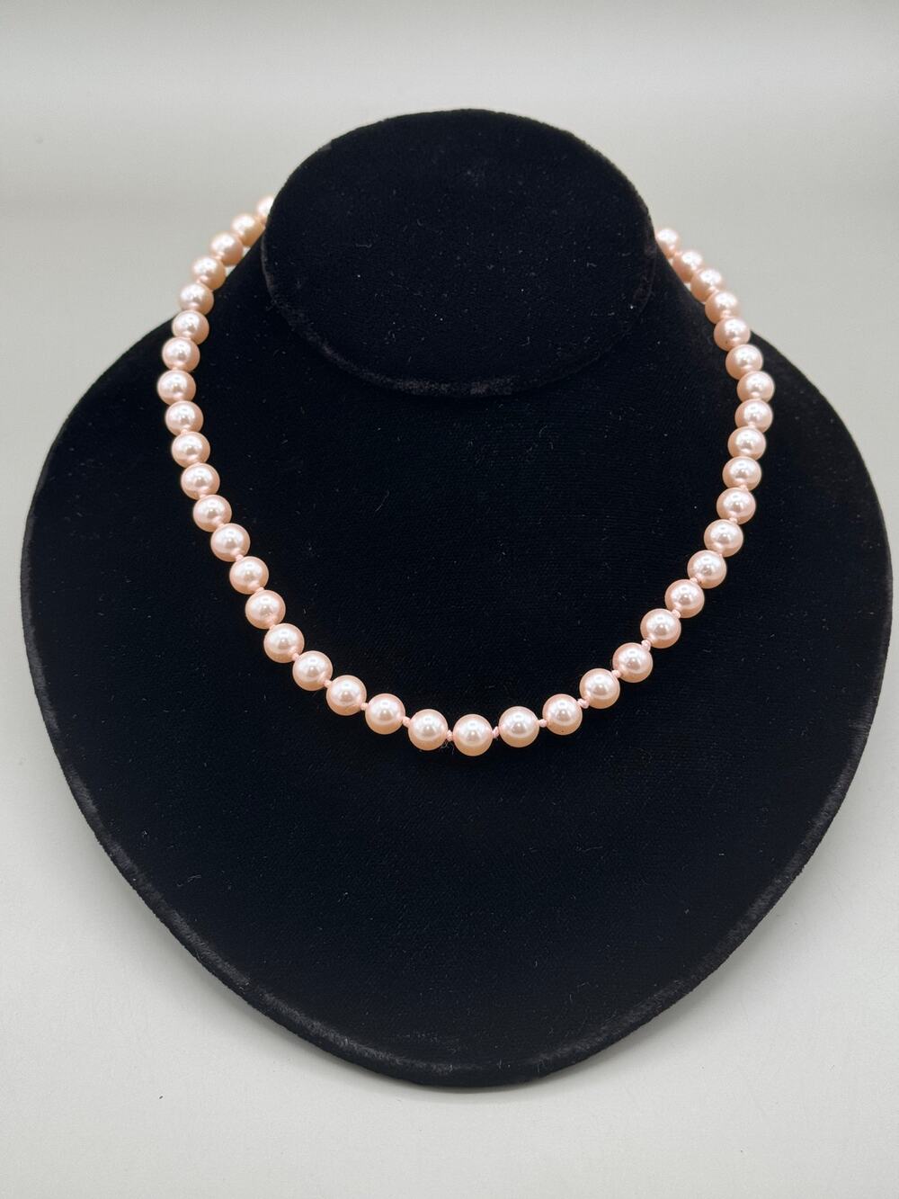 Vintage Light Pink Faux Pearl Necklace 18"